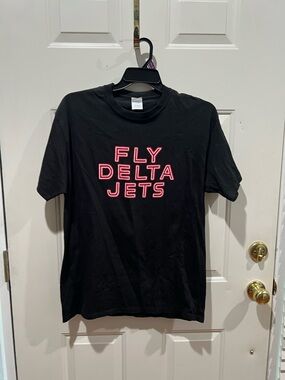 Fly Delta Jets Graphic Tee - Black with Pink Lettering
